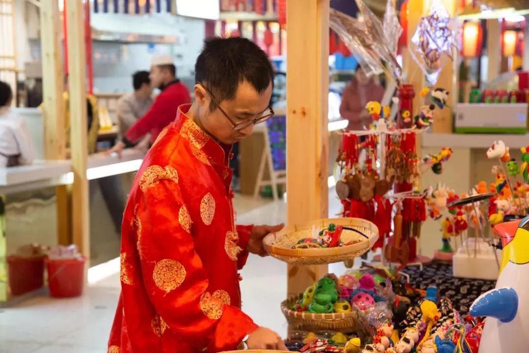 国潮来袭！1000+糖人、剪纸免费送！民俗、非遗、美食一网打尽！