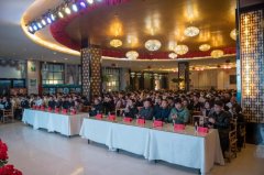 仲记企业2018年股东分红大会，现金堆成山，有人分了几十万